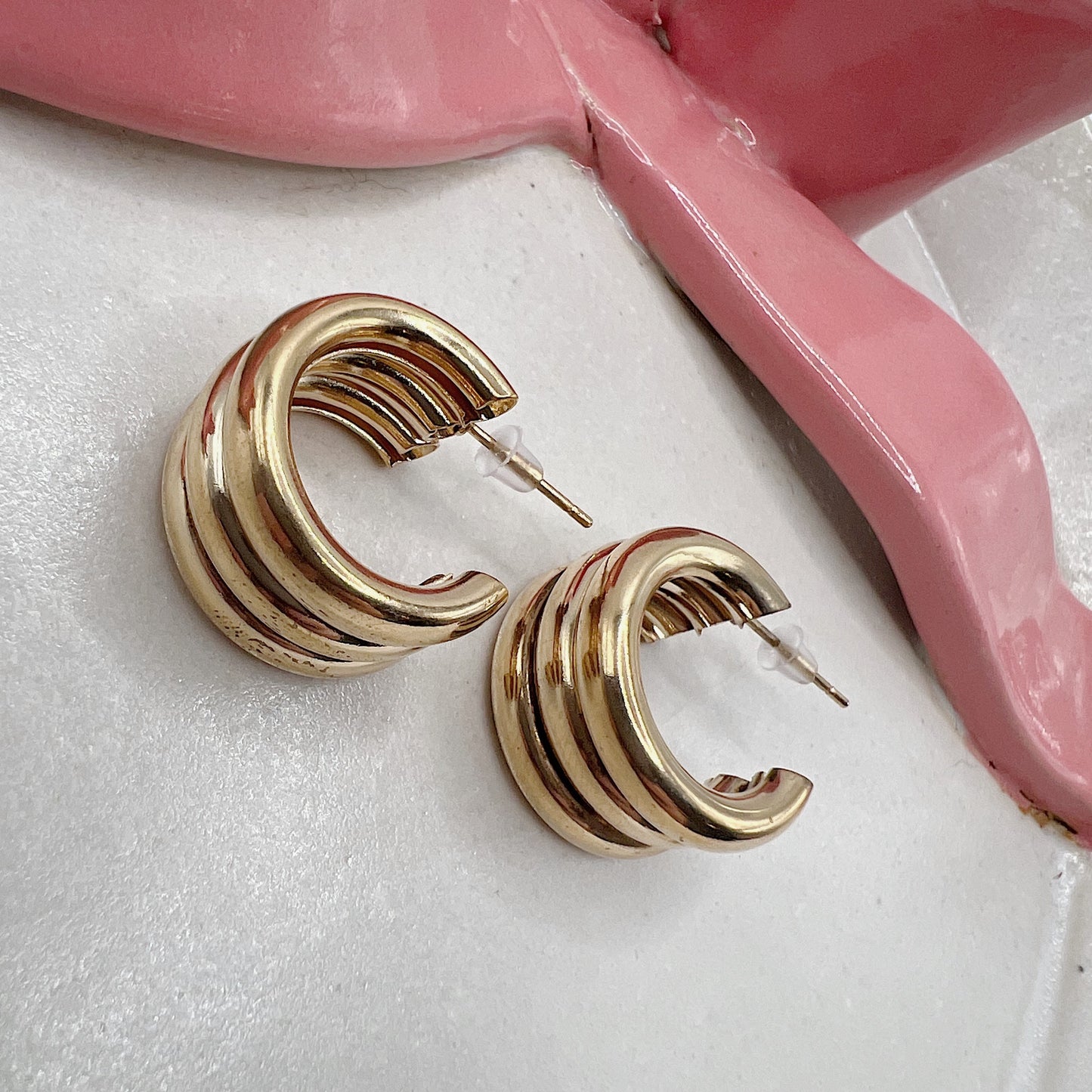 HALF HOOPS (GOLD)