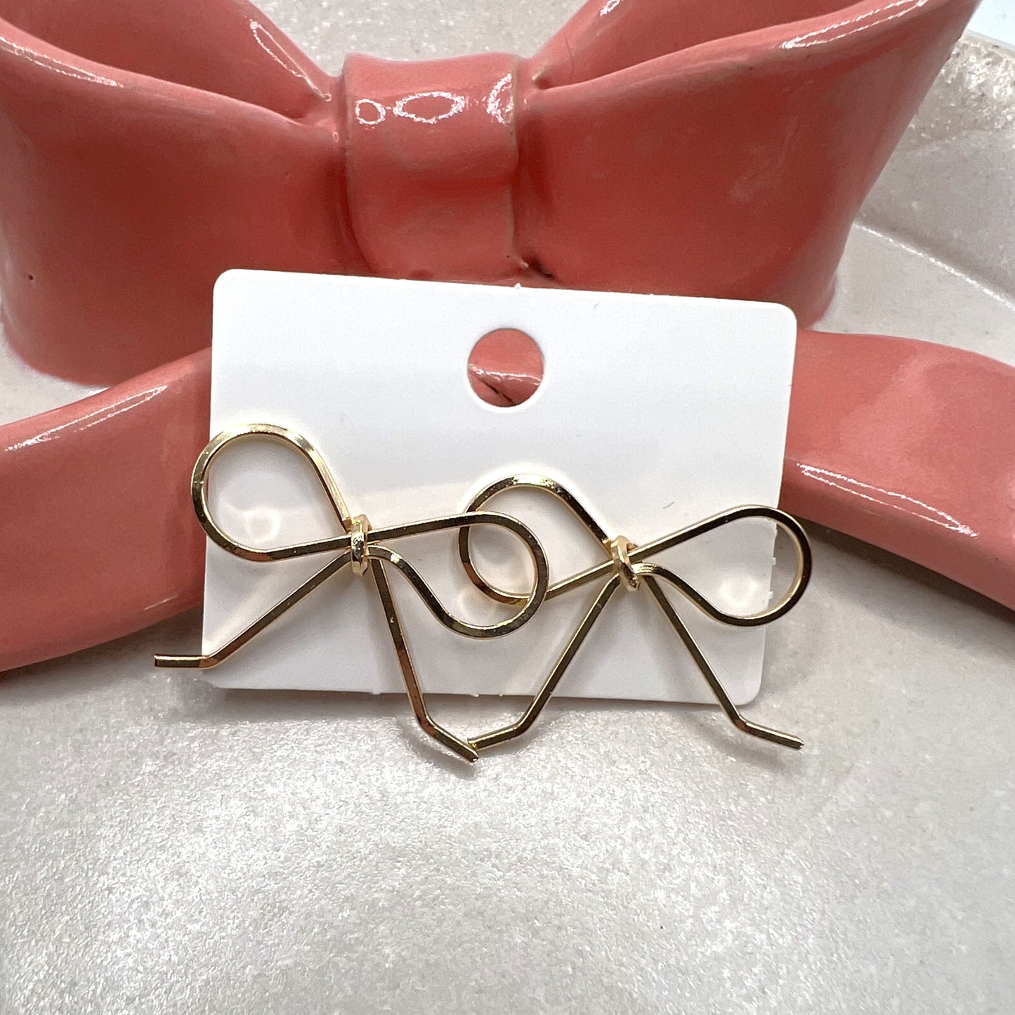 LARGE BOW STUDS (GOLD)