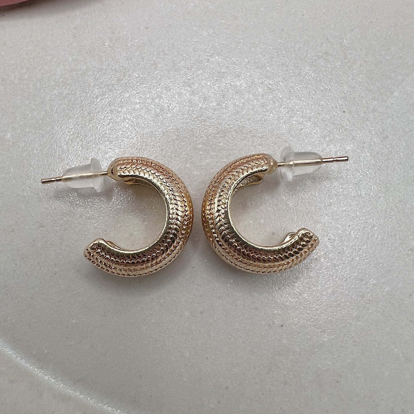 CHUNKY HOOPS (GOLD)