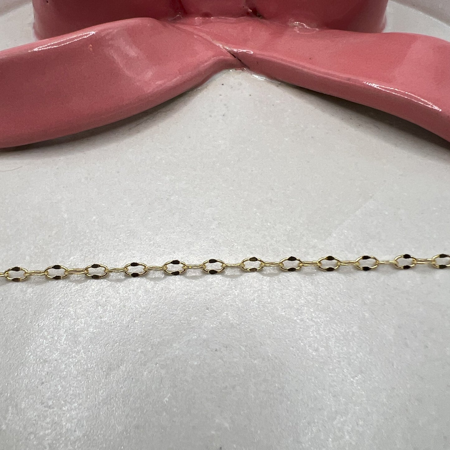 CRIMPED OVAL CHAIN (GOLD)