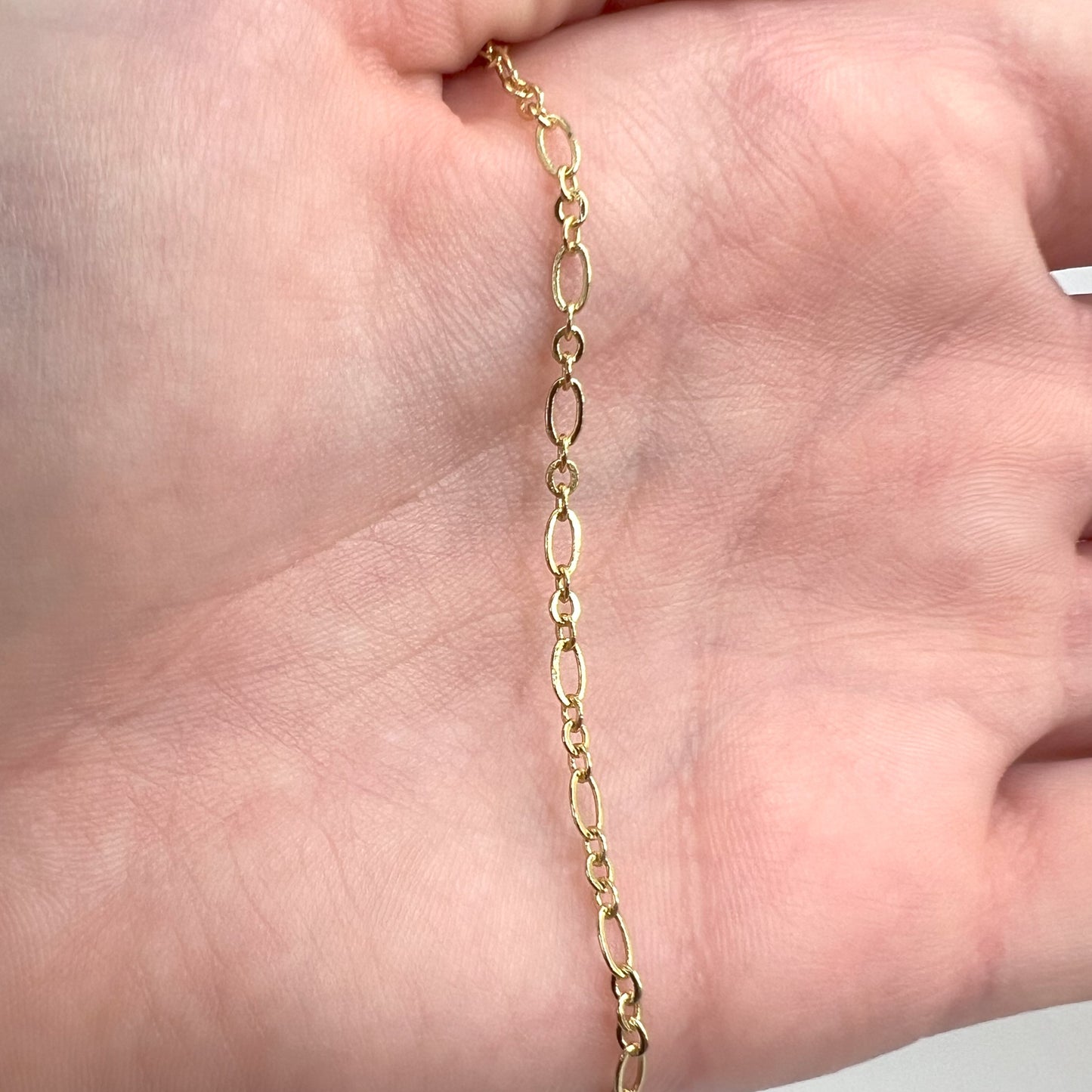 OVAL LINKED CHAIN (GOLD)