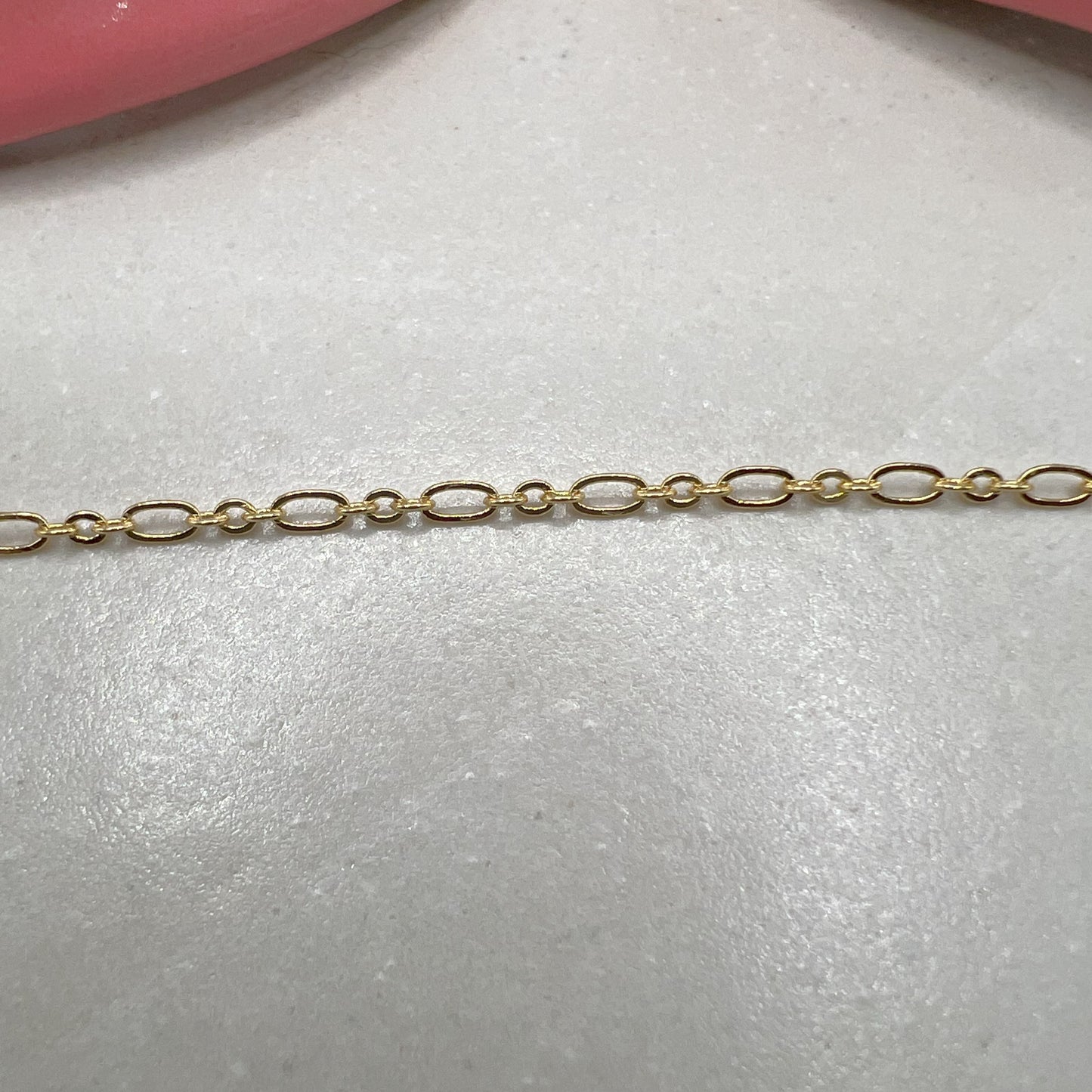 OVAL LINKED CHAIN (GOLD)