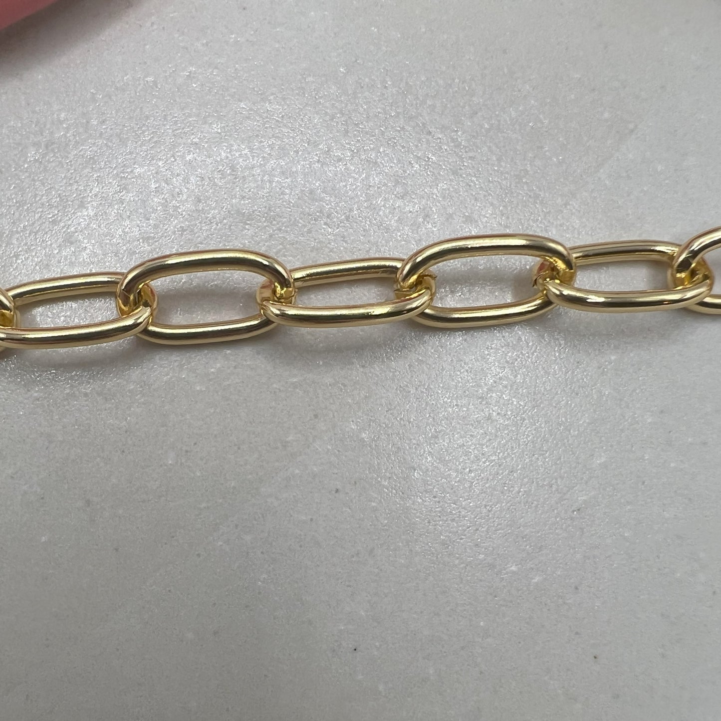 LARGE OVAL PAPERCLIP CHAIN (GOLD)