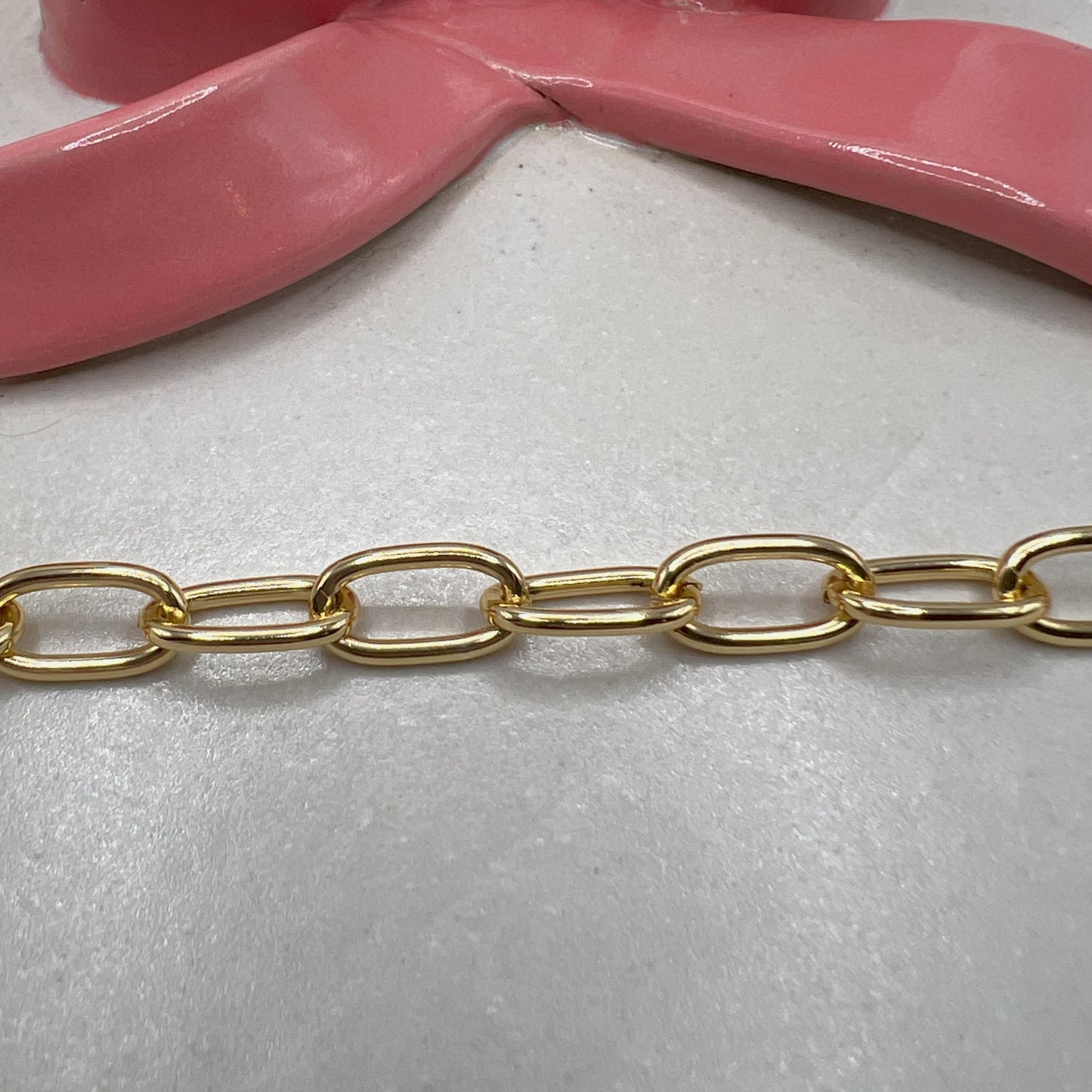 LARGE OVAL PAPERCLIP CHAIN (GOLD)