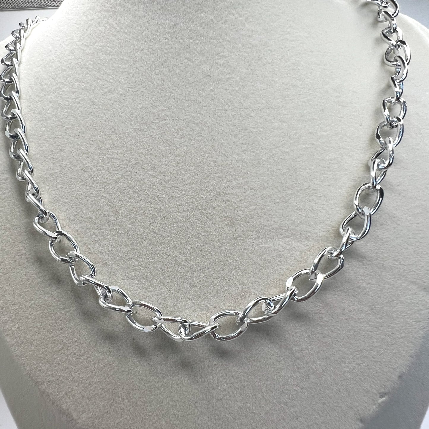 THICK CURB CHAIN (SILVER)