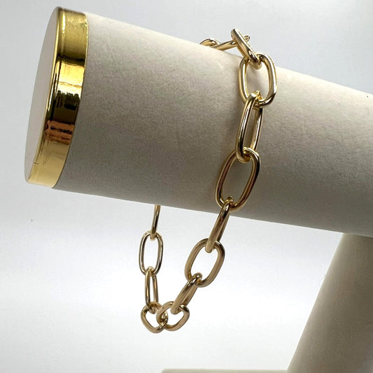 LARGE OVAL PAPERCLIP BRACELET (GOLD)