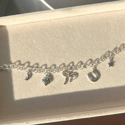 BOW BRACELET (SILVER)