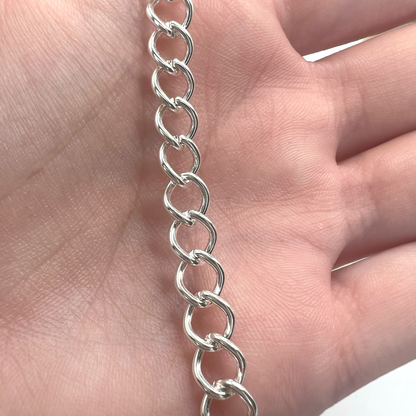 SIMPLE BRACELET (SILVER)